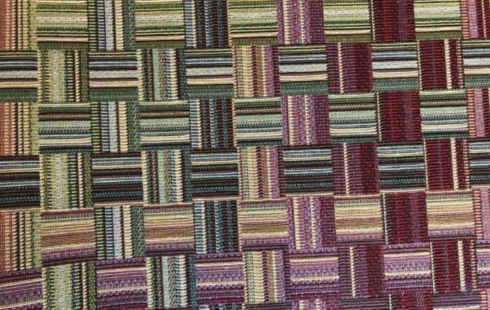 Alfombra Multicolor por metros con Base Vinílica y Superficie Textil - Conchi Berguño