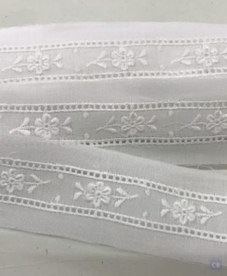 Entredos Blanco de Doble Flor en 3 cm de Ancho - Conchi Berguño